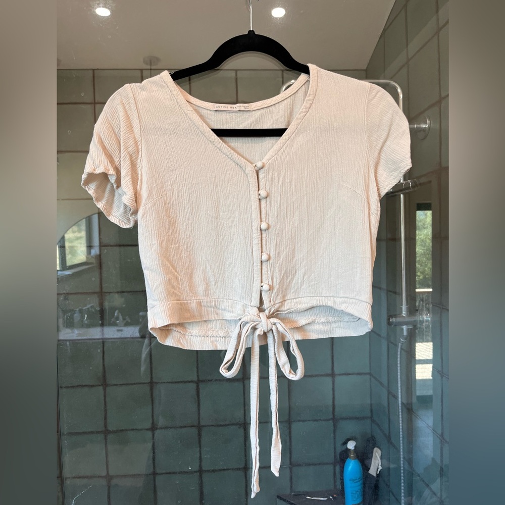 White button down front tie crop top